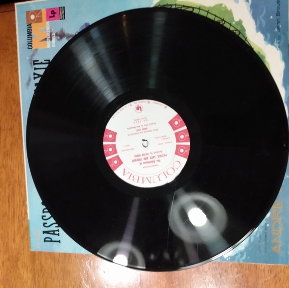 Passport for Piccolo, Saxie and Company Victor Borge Vinyl Record - Picture 3 of 4